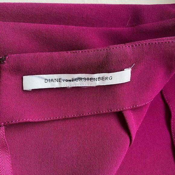 Diane Von Furstenberg Fuchsia Pink Mini Skirt EUC Women’s L Straight Pencil - Picture 10 of 10